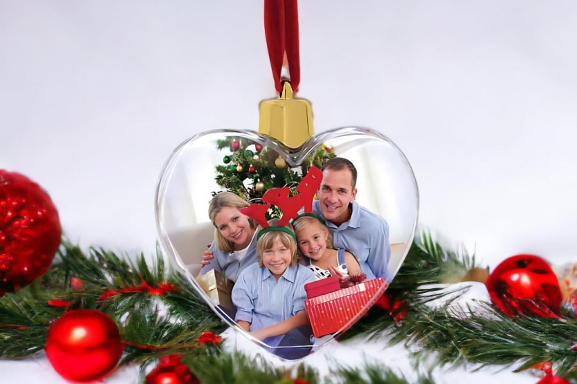 Εκτύπωση φωτογραφίας σε χριστουγεννιάτικη καρδιά με φωτογραφία από το Print-Photos-Online.com