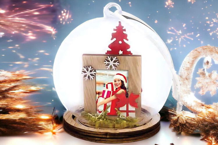 Εκτύπωση φωτογραφίας σε χριστουγεννιάτικο στολίδι από το Print-Photos-Online.com