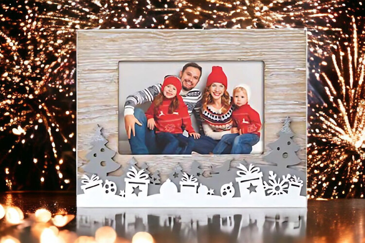 Χριστουγεννιάτικες κορνίζες από το Print-Photos-Online.com