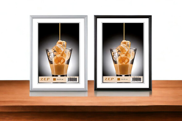 Κορνίζα αλουμινίου από το Print-Photos-Online.com