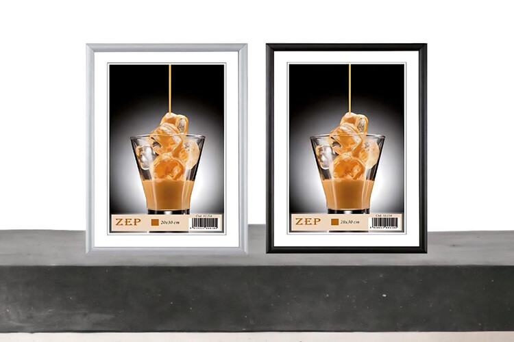 Κορνίζα αλουμινίου από το Print-Photos-Online.com