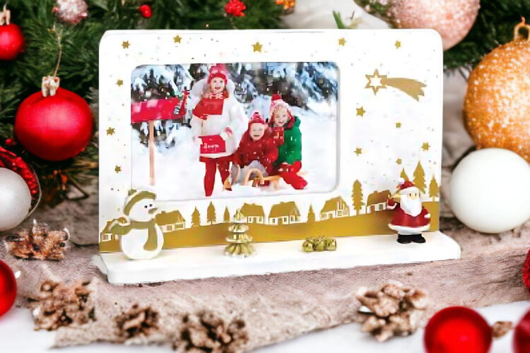 Χριστουγεννιάτικες κορνίζες από το Print-Photos-Online.com