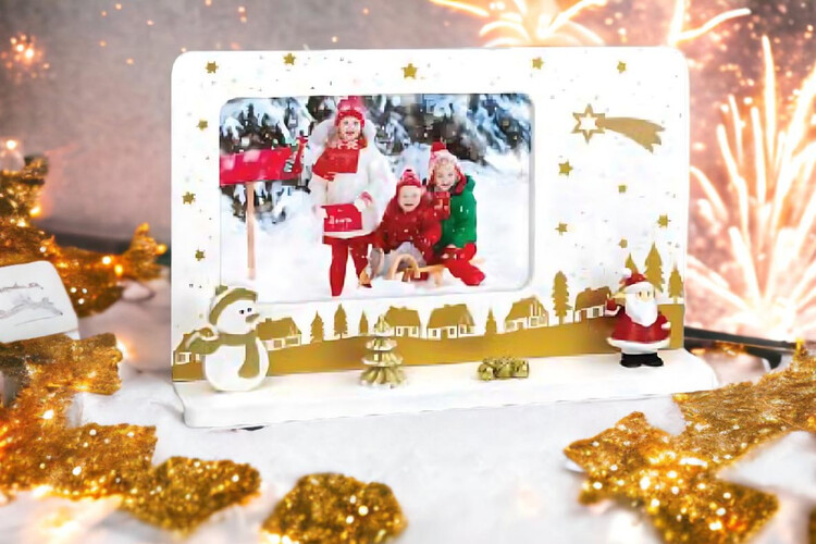 Χριστουγεννιάτικες κορνίζες από το Print-Photos-Online.com