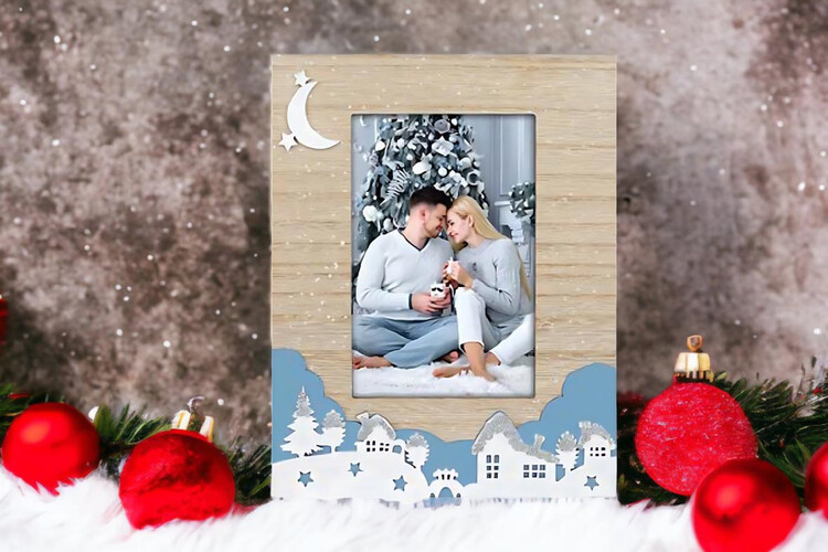 Χριστουγεννιάτικες κορνίζες από το Print-Photos-Online.com