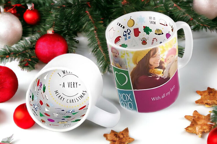 Εκτύπωση φωτογραφίας σε κούπα Merry Christmas από το Print-Photos-Online.com