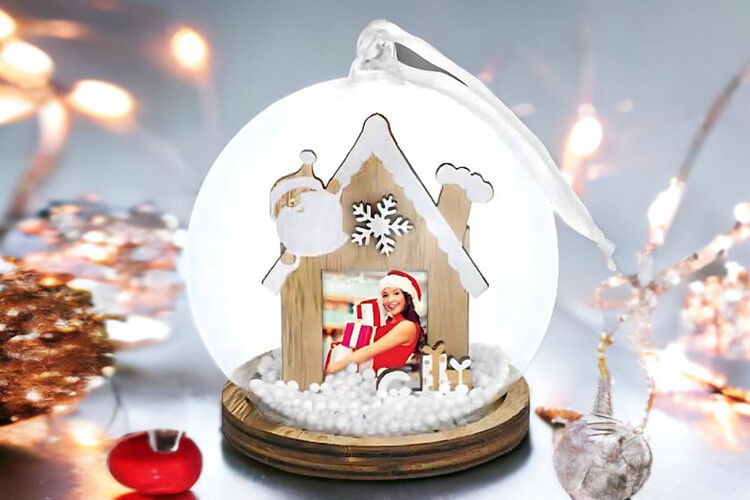 Εκτύπωση φωτογραφίας σε χριστουγεννιάτικο στολίδι από το Print-Photos-Online.com