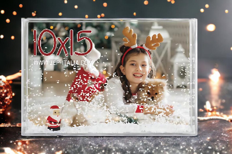 Εκτύπωση φωτογραφίας σε Χριστουγεννιάτικη χιονόμπαλα (snowglob) από το Print-Photos-Online.com