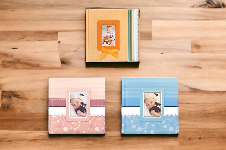 Άλμπουμ φωτογραφιών βάπτισης με ριζόχαρτο από το Print-Photos-Online.com