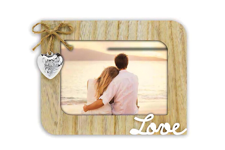 Ξύλινη κορνίζα Miranta Horizontial από το Print-Photos-Online.com