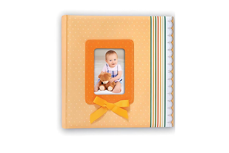 Άλμπουμ φωτογραφιών βάπτισης με ριζόχαρτο από το Print-Photos-Online.com