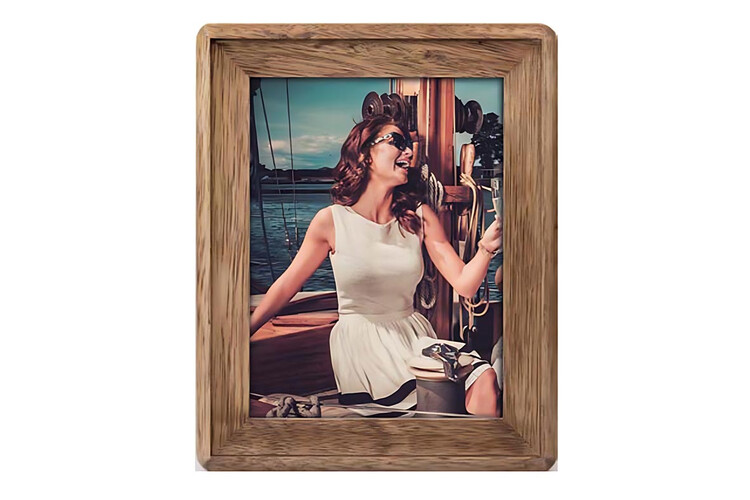 Ξύλινη κορνίζα Trevor από το Print-Photos-Online.com