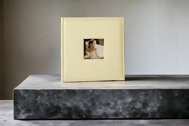 Άλμπουμ φωτογραφιών με ριζόχαρτο (Κωδικός 12031) από το Print-Photos-Online.com