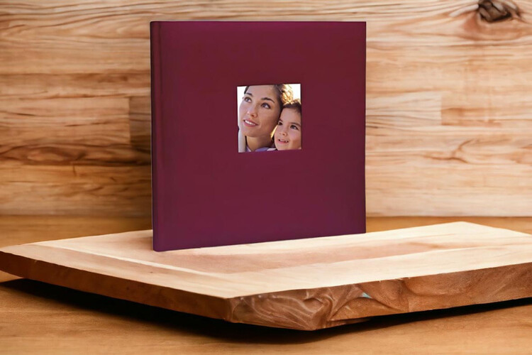 Άλμπουμ φωτογραφιών με ριζόχαρτο (κωδικός 12044) από το Print-Photos-Online.com