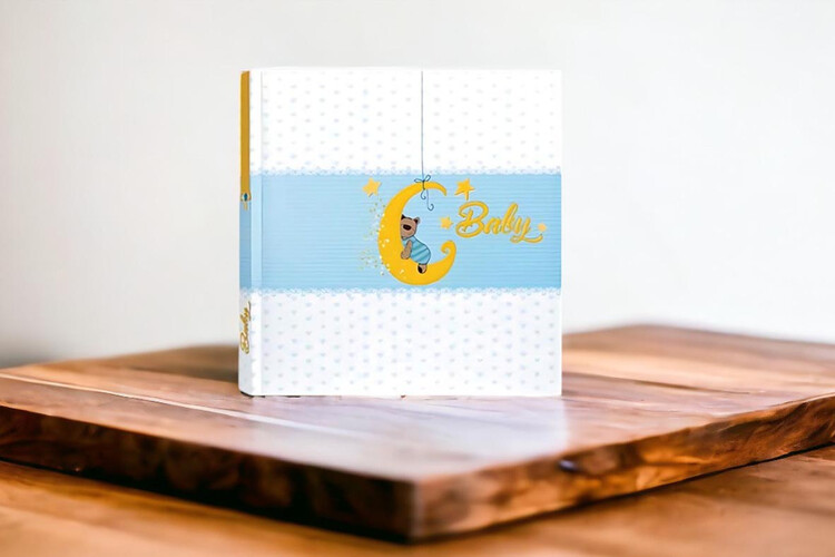 Άλμπουμ φωτογραφιών με ριζόχαρτο Mia (Κωδικός AA2420) από το Print-Photos-Online.com