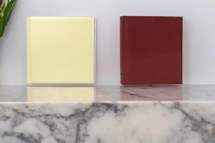 Άλμπουμ φωτογραφιών με ριζόχαρτο (κωδικός 12043) από το Print-Photos-Online.com