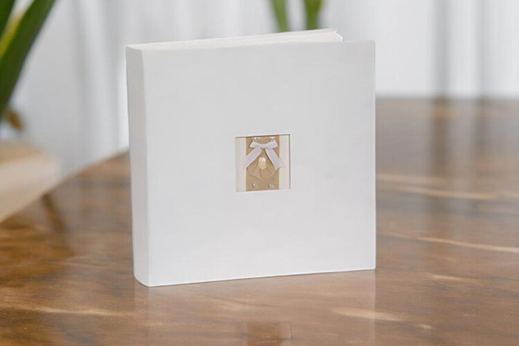 Άλμπουμ φωτογραφιών με ριζόχαρτο με Craft εξώφυλλο (κωδικός 12601) από το Print-Photos-Online.com