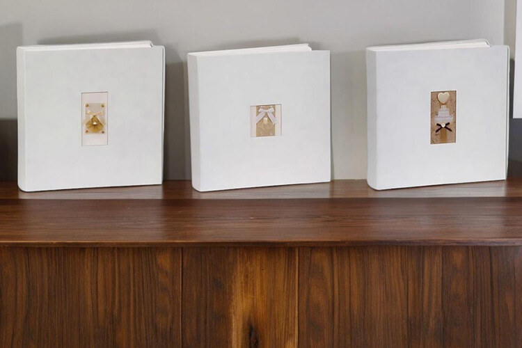 Άλμπουμ φωτογραφιών με ριζόχαρτο με Craft εξώφυλλο (κωδικός 12601) από το Print-Photos-Online.com