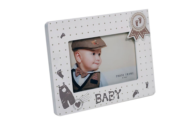 Ξύλινη κορνίζα Baby από το Print-Photos-Online.com
