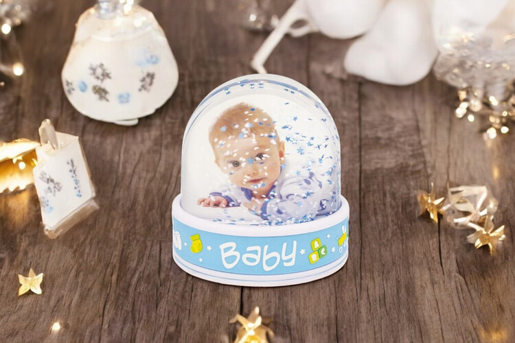 Εκτύπωση φωτογραφίας σε Χιονόμπαλα (snowglob) από το Print-Photos-Online.com