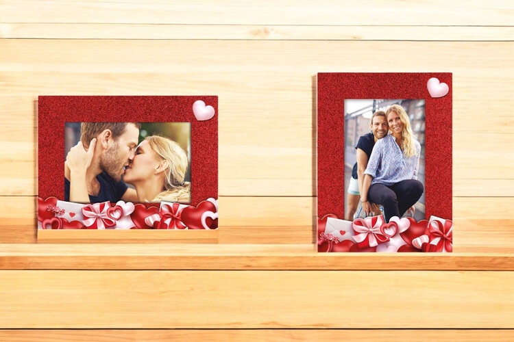 Ξύλινη κορνίζα Deva​ από το Print-Photos-Online.com