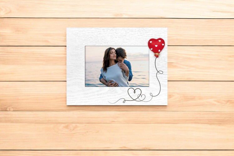 Ξύλινη κορνίζα Felicia από το Print-Photos-Online.com