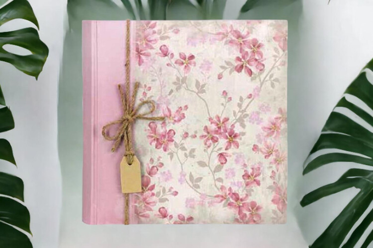 Άλμπουμ φωτογραφιών με ριζόχαρτο (κωδικός 12142) από το Print-Photos-Online.com