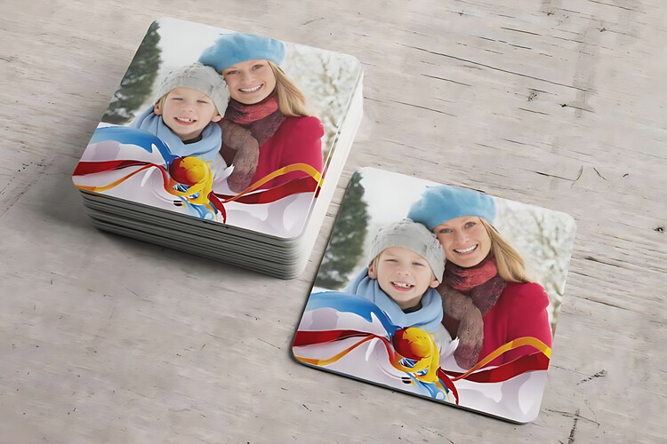 Εκτύπωση φωτογραφίας σε ξύλινο σουβέρ από το Print-Photos-Online.com