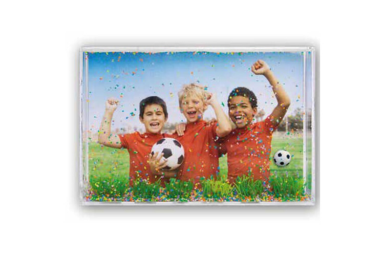 Εκτύπωση φωτογραφίας σε Χιονόμπαλα (snowglob) από το Print-Photos-Online.com