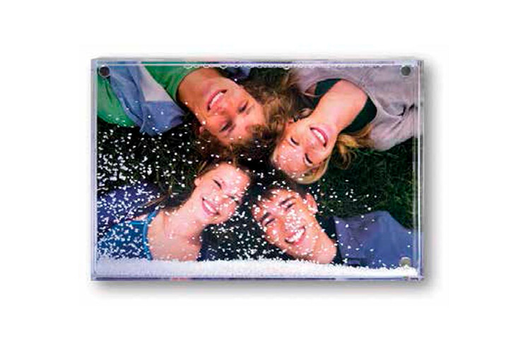 Εκτύπωση φωτογραφίας σε Χιονόμπαλα (snowglob) από το Print-Photos-Online.com