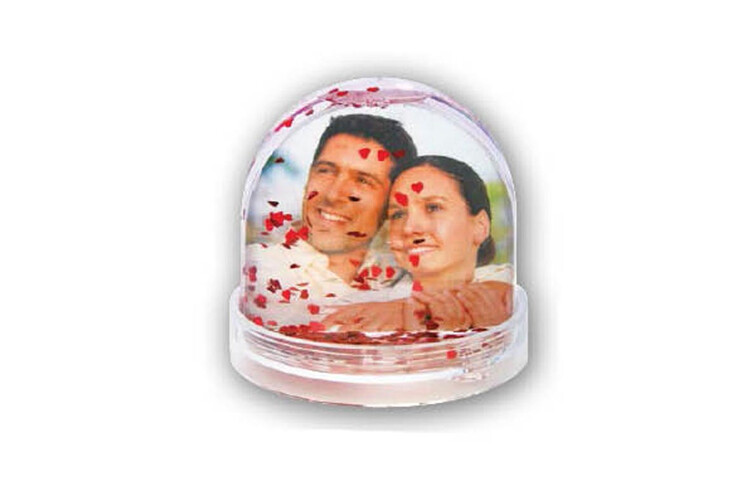 Εκτύπωση φωτογραφίας σε Χιονόμπαλα (snowglob) από το Print-Photos-Online.com